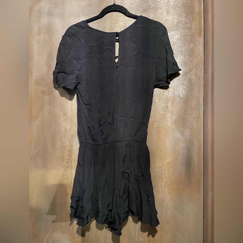 Elan Black Short Sleeve Romper - Picture 4 of 5